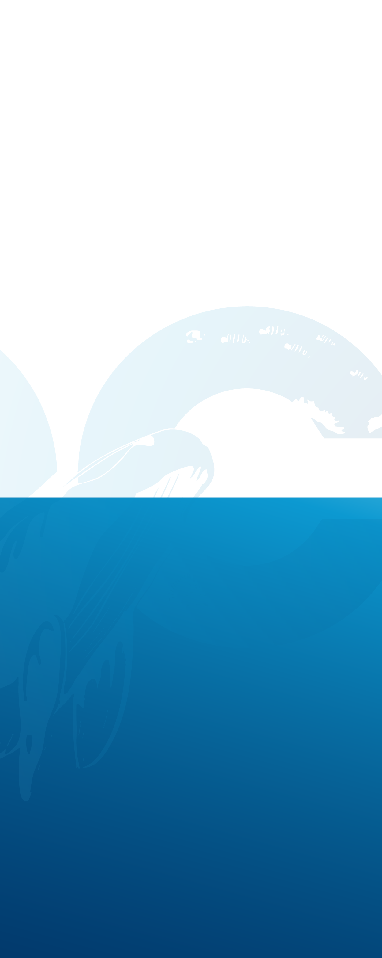 Unified ocean background transitioning from light to dark blue - mobile version